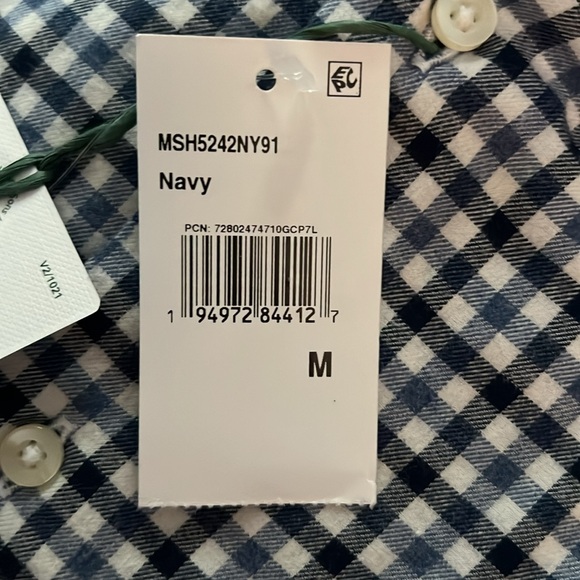 Barbour Men’s Finkle Tailored Shirt - Navy: Size Medium - Picture 6 of 6